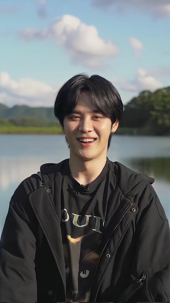 saytojay's tweet photo. HAPPY BIRTHDAY, QIAN KUN♥️
#27thGeniusMusicianKUN
#钱锟0101生日快乐
#빛나는_음악_천재_쿤데이
@WayV_official https://t.co/06iRYjqf66 https://t.co/ecZ7YJ6zU2