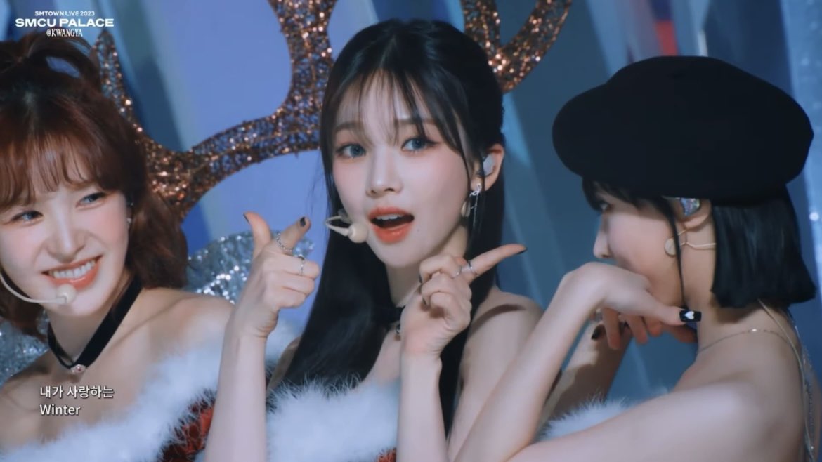 ujiminphoria's tweet photo. Wendy’s expression during Karina’s "my love Winter" part is so funny😭😭 https://t.co/A63q8qKgO7