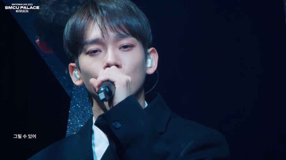 EXOGlobal's tweet photo. [CAP] 230101 #CHEN performing ‘Last Scene’ @ SMTOWN LIVE 2023 : SMCU PALACE

#SMCUwithEXO
#EXO #엑소 @weareoneEXO https://t.co/TSZWrZOH7r