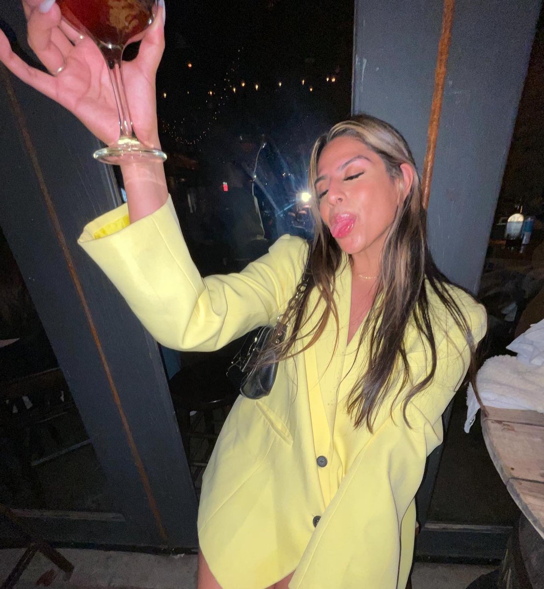 Fernnnnn_'s tweet photo. 25 and what about it https://t.co/dve9bODr26