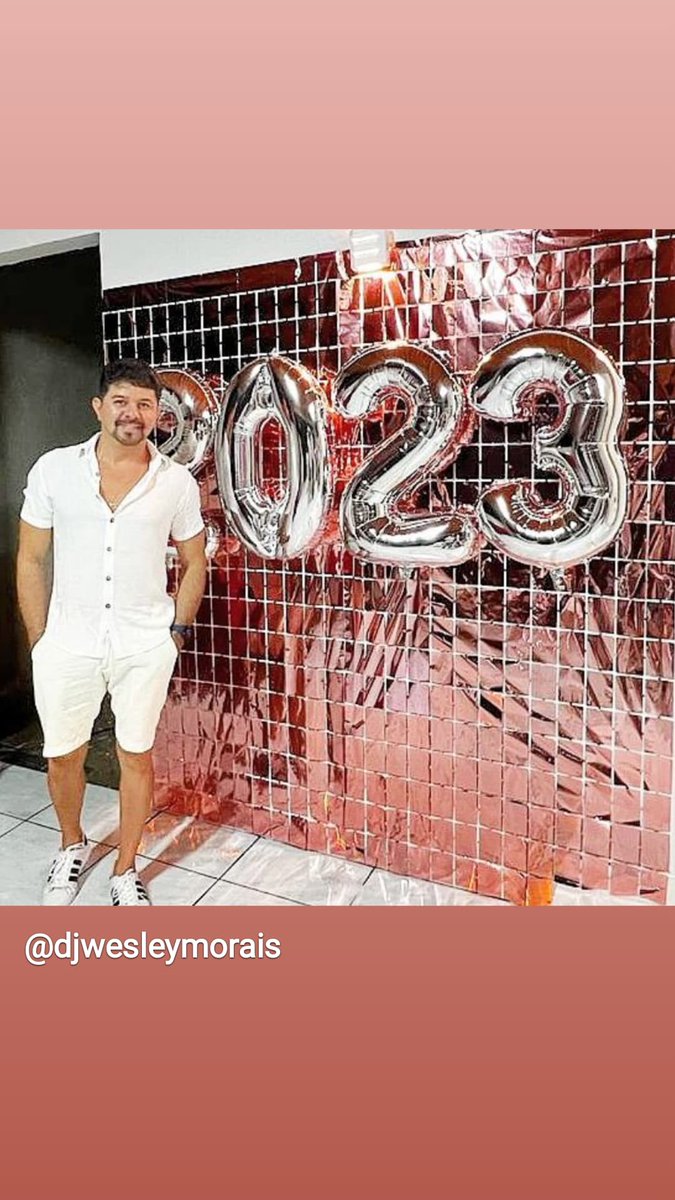 WesleyM17331063's tweet photo. 2022 Agradeço todas as experiências vividas nesse ano que me transformou.
Aprendi, chorei, sorri.
Recomecei, plantei boas sementes e acredito na colheita. Levo no coração somente o que foi bom.
Dias melhores estão por vir. FELIZ 2023🍾🥂🎆 https://t.co/t49vivcmhK