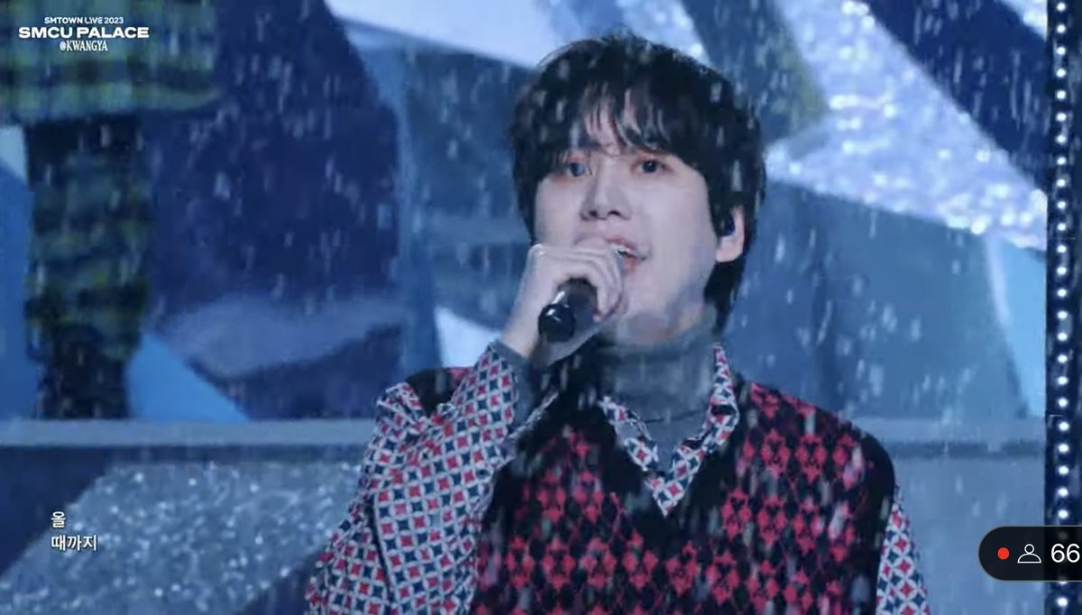 kikiikyu's tweet photo. My winter prince💙 #규현 #KYUHYUN https://t.co/IgewamUfDU