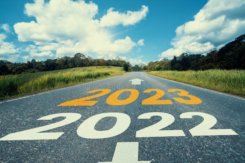 N'oubliez pas, vous êtes seulement faible quand vous décidez d'arrêter. Alors continuons le voyage, BONNE ANNÉE 2023