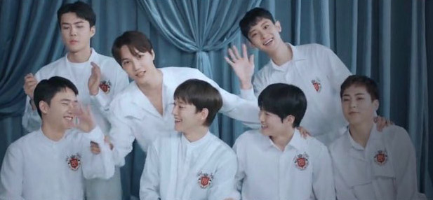 exosgalerie's tweet photo. i think god created men and sent exo as an apology https://t.co/8R1qUTNAJe