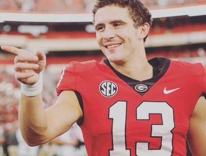 ftbllanalytics's tweet photo. Hey! Erstmal frohes neues Jahr euch allen! Ich melde mich am frühen Sonntagmorgen um euch den Beitrag von gestern zu präsentieren! Die Review der gerade beendeten College Football Halbfinals!Es waren zwei krasse und enge Spiele! #ranCollege #ranNFL #OhioStatevsGeorgia #TCUvsMICH https://t.co/u3YlSKdCNa