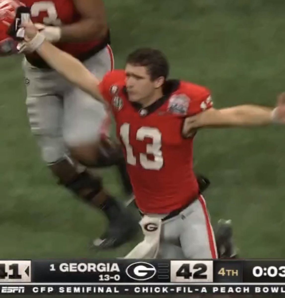 DQ_Special's tweet photo. Stetson Bennett is 25 years old throwing quick slants to five stars against 18 /19 year old dbs and acts like he's the second coming of Christ https://t.co/eQeOcMGCXI