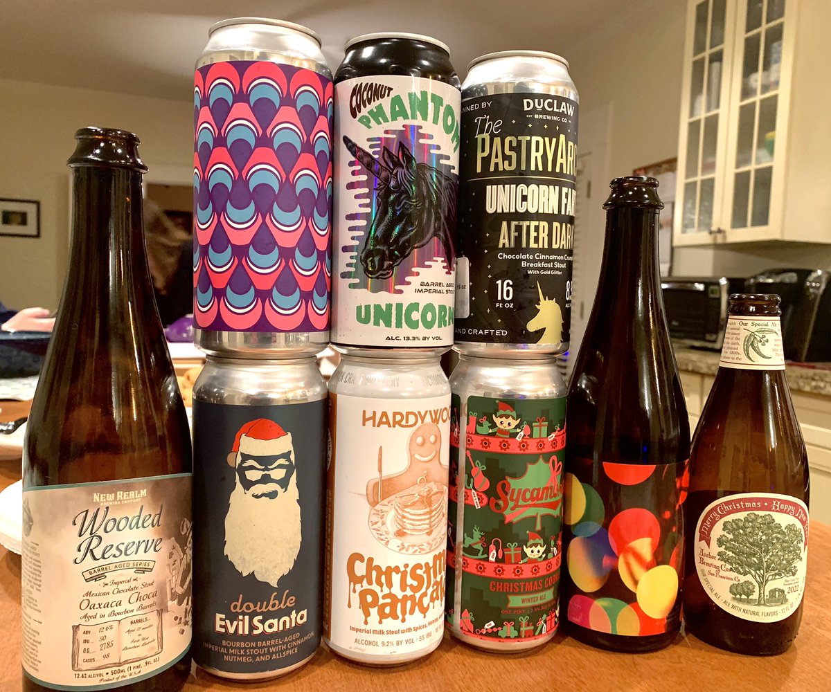 New Year’s Eve mini-share with beers from: @newrealmbrewing @Aslin_BeerCo @PipeworksBrewin @DuClawBrewing @AnchorBrewing @SycamoreBrewing @Hardywood @VirginiaBeerCo @CWBrewCo

#CraftBeer #BottleShare #DrinkCraftBeer