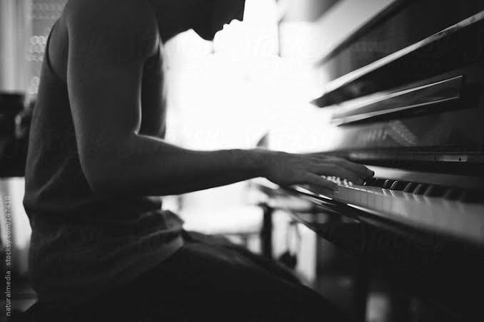 extypewriter's tweet photo. ᴏʜ, ᴛʜᴇ ᴅᴀᴡɴ ᴡᴏɴ'ᴛ ꜱᴛᴏᴘ ᴡᴇɪɢʜɪɴɢ ᴀ ᴛᴏɴɴᴇ

ɪ'ᴠᴇ ᴅᴏɴᴇ ꜱᴏᴍᴇ ᴛʜɪɴɢꜱ ᴛʜᴀᴛ ɪ ꜱʜᴏᴜʟᴅɴ'ᴛ ʜᴀᴠᴇ ᴅᴏɴᴇ

ʙᴜᴛ ɪ ʜᴀᴠᴇɴ'ᴛ ꜱᴛᴏᴘᴘᴇᴅ ʟᴏᴠɪɴɢ ʏᴏᴜ ᴏɴᴄᴇ, ʜᴏᴏ-ʜᴏᴏ https://t.co/oZXoNyTsm4