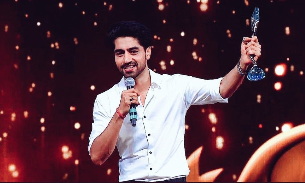 His 4th ITA Award..!!🏆🔥

{ #HarshadChopda  #AbhimanyuBirla  #yrkkh #itaawards2022 }