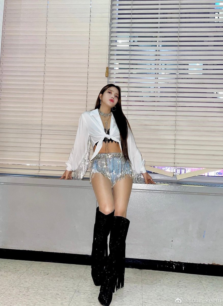 ㅤ
⠀⠀ㅤㅤ⠀⠀ ⠀ㅤㅤ⠀⠀❛ 🍾' 𝑓ᥱ𝗅𝗂𝗓 ᥲ𝗇𝗈 𝗇𝗈𝗏𝗈! ׅ⭒ ࣪.* ׅ
ㅤ