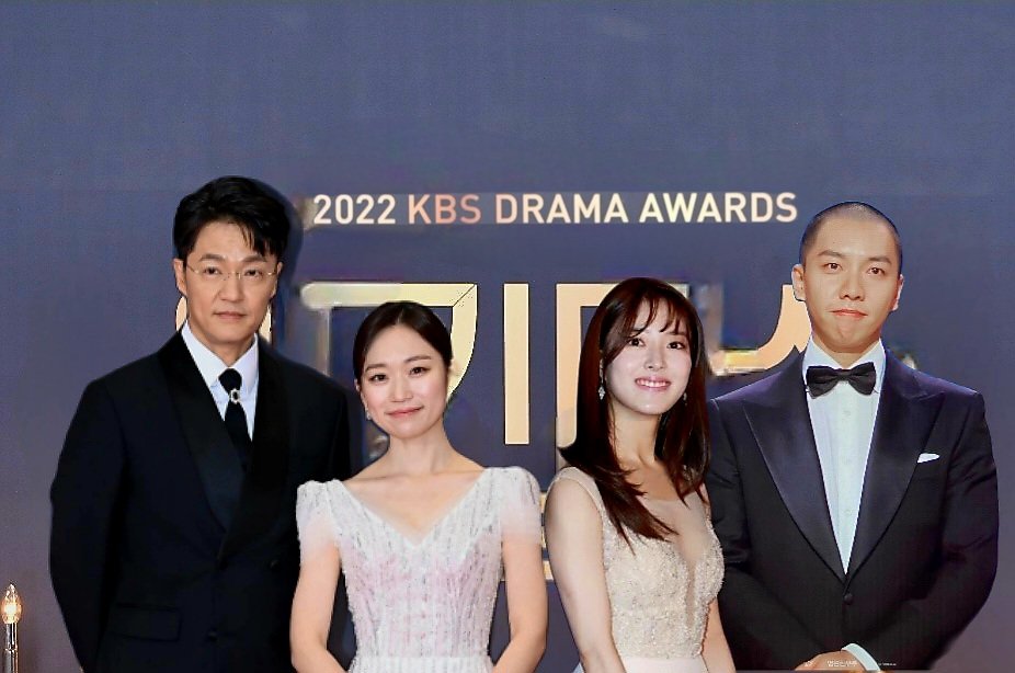 #TheLawCafe 😁🫶🤩😍
#LeeSeungGi #LeeSeYoung 
#JoHanChul #KimSeulGi
#이승기 #이세영 
#법대로사랑하라
#KBSDramaAwards2022