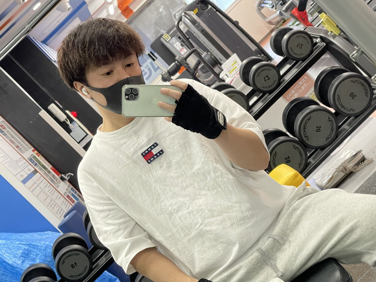 元日早々、死んだ目をしながらジムに来たので今年は勝ち組です。