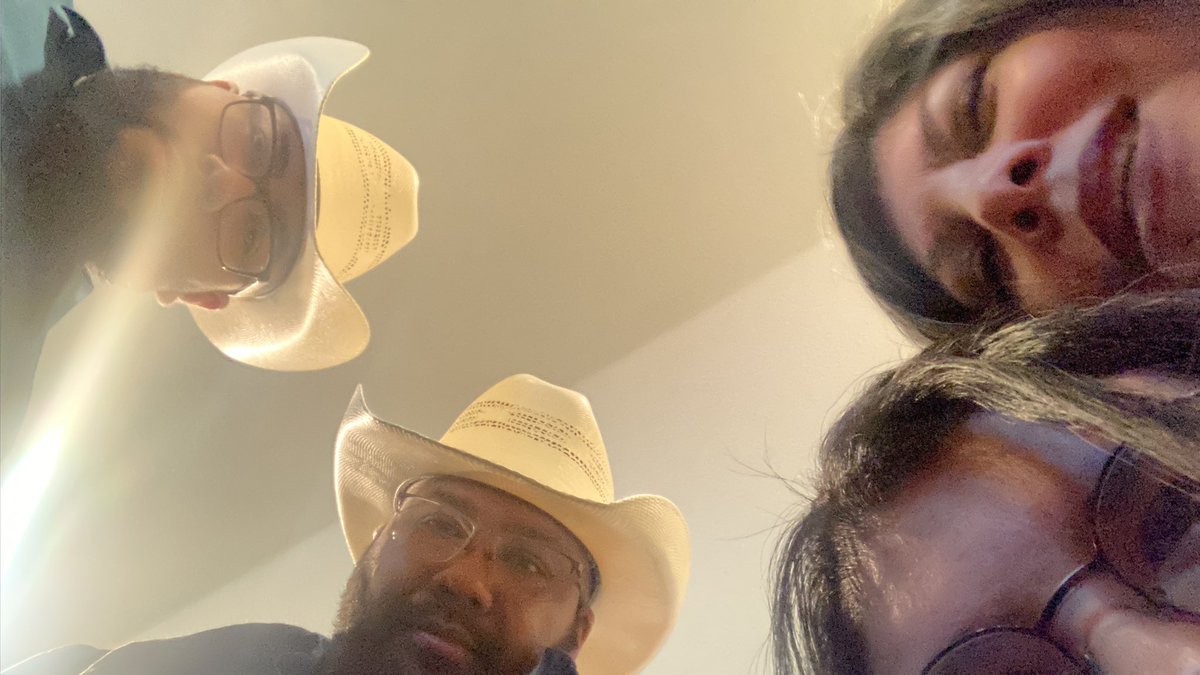 alylisban's tweet photo. Happy New Year from GBAD! 
#FAMILYphoto #LoneStarNYE https://t.co/AO9c5xvt7E