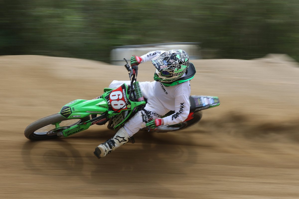 red_pegasus31's tweet image. KJMさん
めちゃめちゃカッコよくないか🤩

#notionx
#NOTION-X
#kawasaki
#KX125