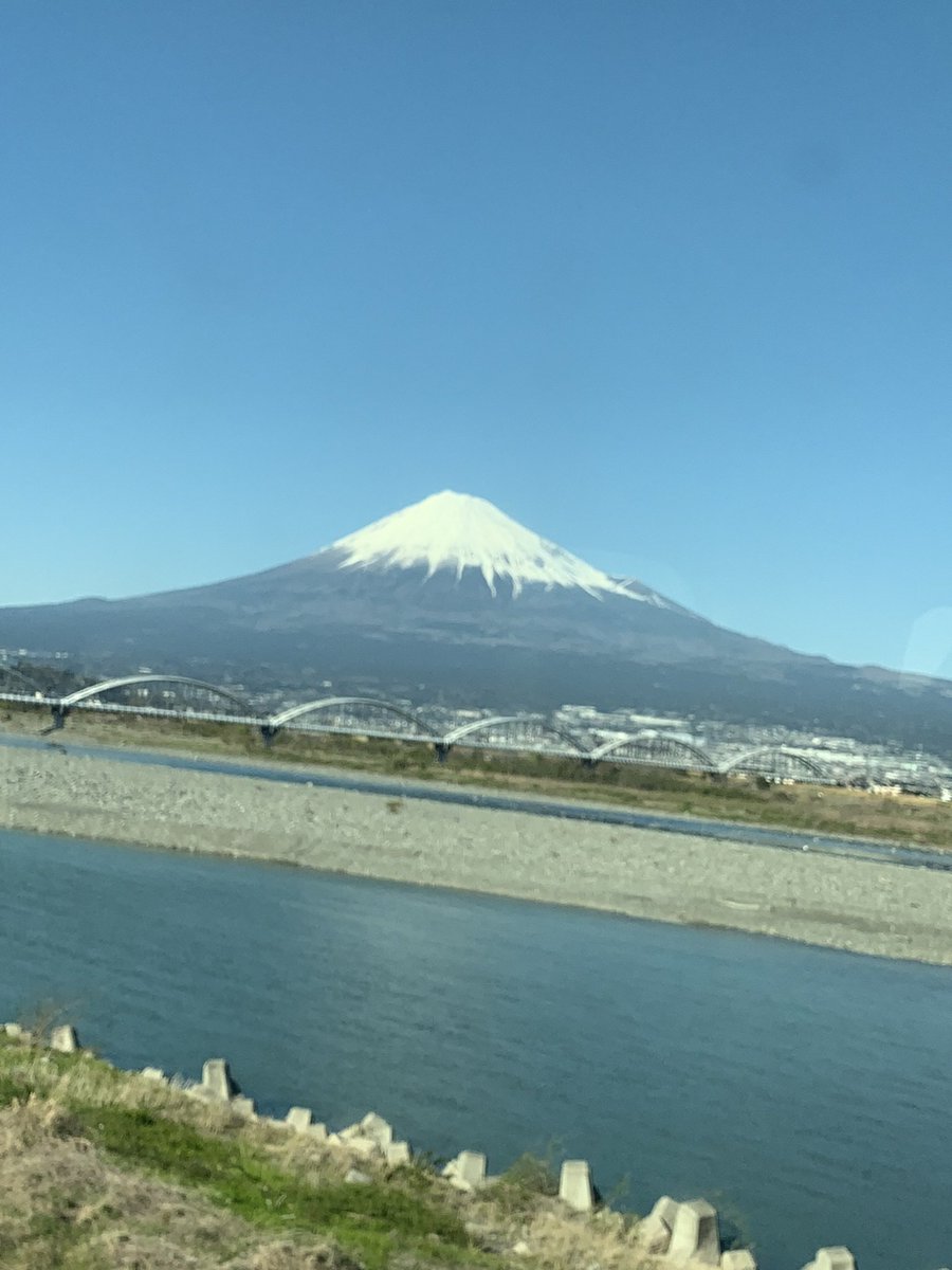 u_ki1992's tweet photo. 2023年、明けましておめでとうございます🎍
皆さまにとって素��な1年になりますように💐
本年も変わらぬご愛顧を賜りますますよう、よろしくお願い申し上げます。 https://t.co/QsdCcBCp5a