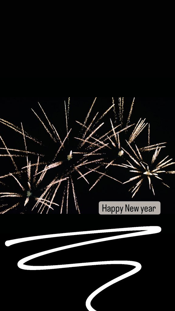 pre3tty_'s tweet photo. Happy 2023 https://t.co/M67dfYQCQG