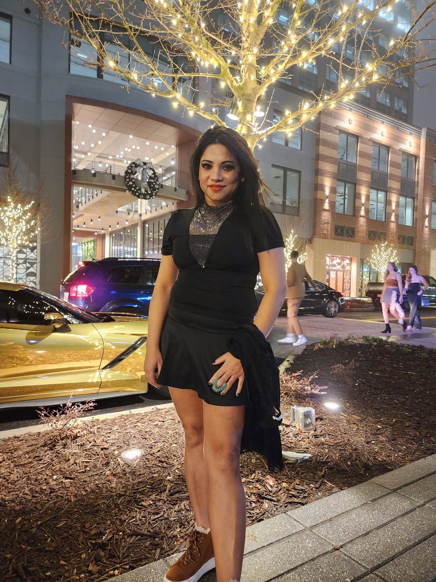 Happy New Year 💖 Fam, This year I am coming to Ghana 🇬🇭 😅