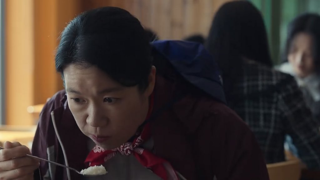 ldh_simp's tweet photo. she’s really one of the best characters in the drama by far. from being an abused wife to becoming the coolest and clever spy of dongeun. she did personality switches to make the revenge successful 🙌🏻

#TheGlory #더글로리 https://t.co/yHly2Itr3A