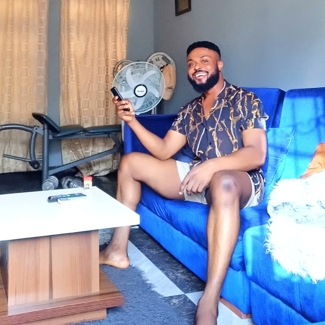 KOgemdi's tweet photo. Happy new year 💓
Welcome to possibilities 🕺🏼🕺🏼🕺🏼
#royalty
#lovebeing
#okpalarose
#newyear
#explore
#trending https://t.co/W6OSQlKgj0