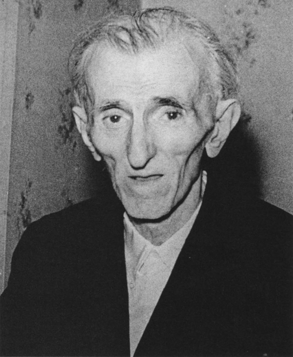 The last photo taken of Nikola Tesla, January 1st 1943.