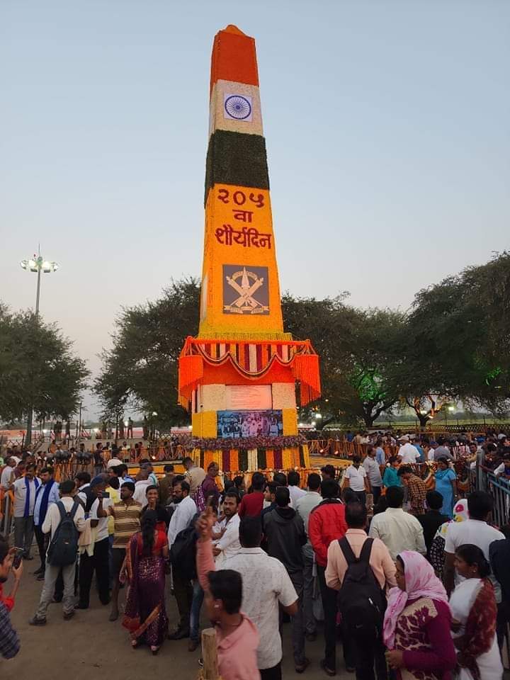 "500 बनाम 28000"
शौर्य दिवस की हार्दिक बधाई एवं शुभकामनाएं
#भीमा_कोरेगांव 
#शौर्य_दिवस