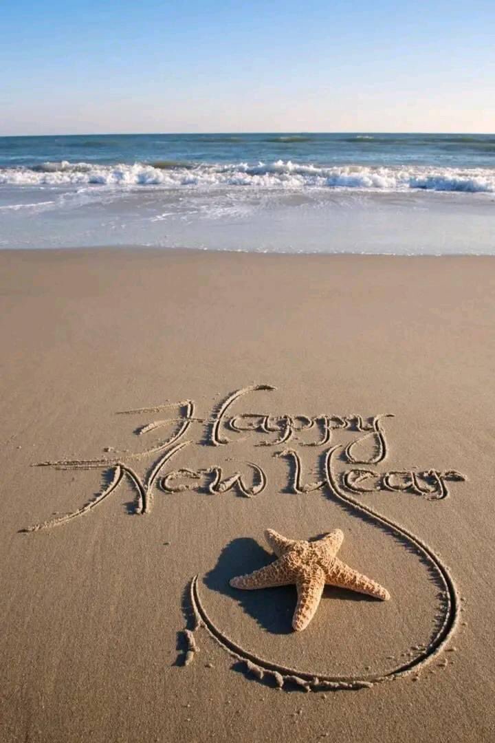 Muchas felicidades mis hermanos y hermanas Dios los Bendiga siempre.Feliz Año Nuevo 2023 para todos , miles de bendiciones para todos 🙏🏻🙏🏻🎄🎄🎁🎁❤️