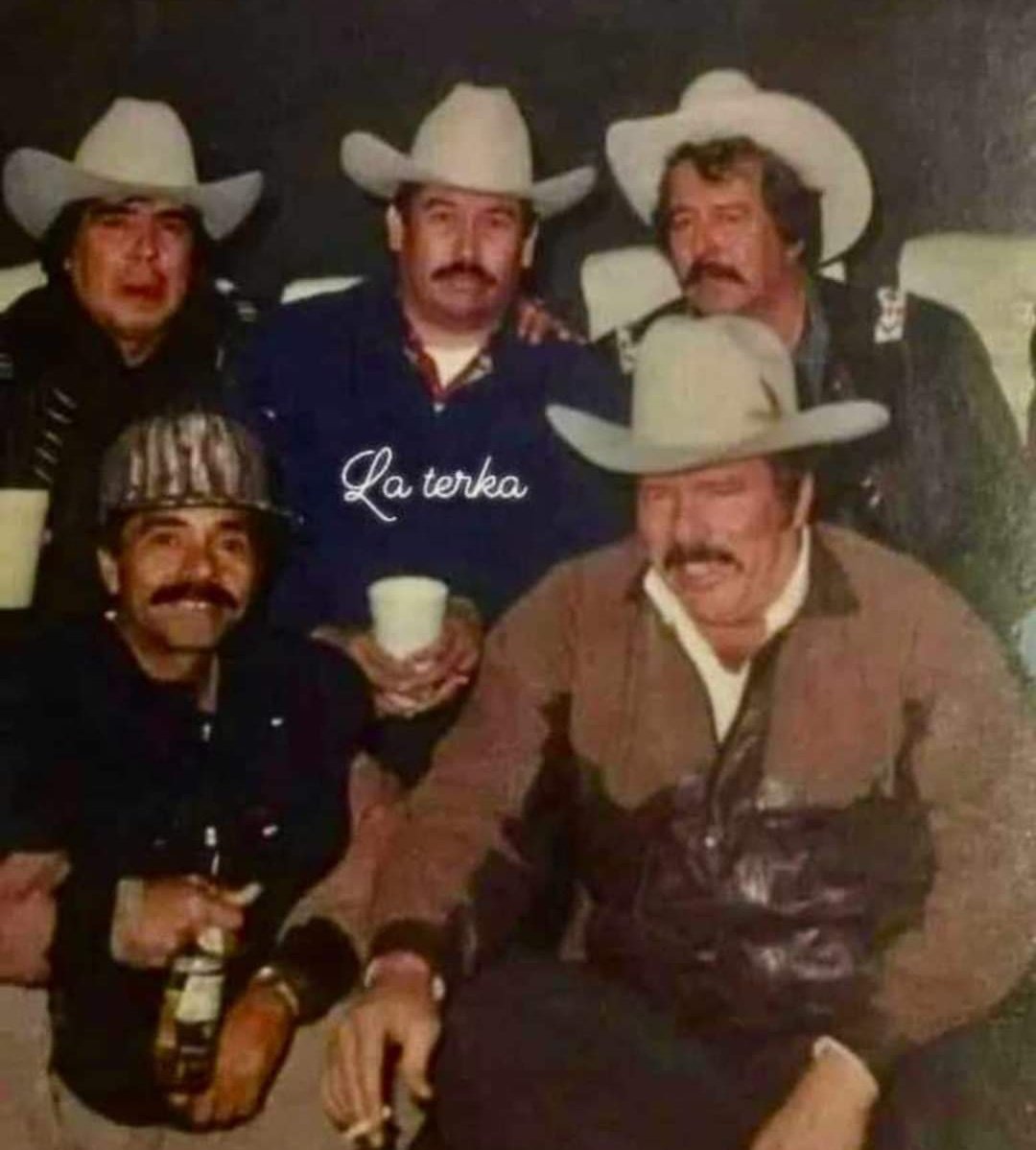 Tío Gamboín. 🛡️© tweet media