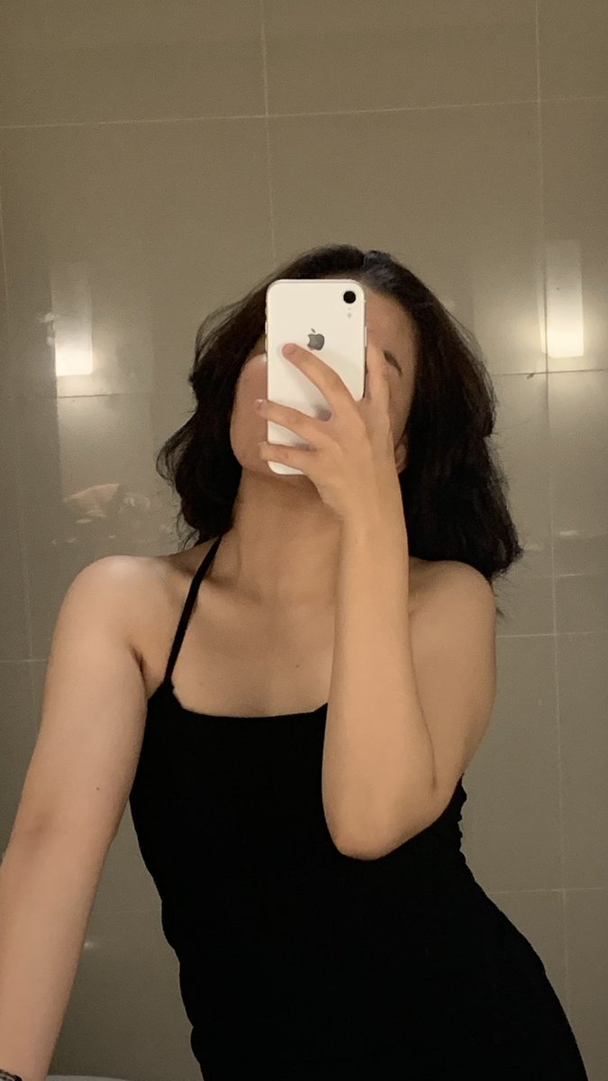 ic3bl4stt's tweet photo. happy new year!!🤩 https://t.co/mS5AScZ5zb
