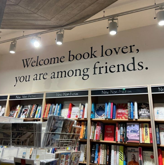 gfspercy's tweet photo. 𓂃𖥻 livros lidos em 2023 — a thread 

❝a literatura é a maneira mais agradável de ignorar a vida.❞ https://t.co/tXqbBuUzHg