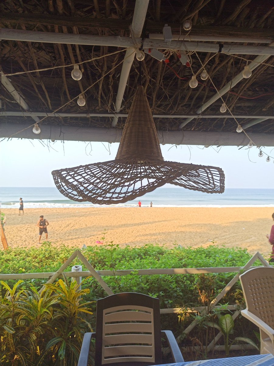 Dhanabalpds's tweet photo. Happy New Year 2023 🎉
#Gokarna https://t.co/QiAwZ7AlW6