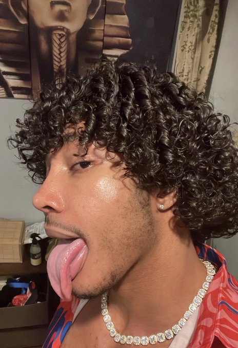 Cause I&rsquo;m nasty 😜 https://t.co/9s9B0lQaCp