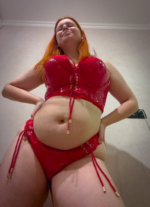 Happy New Year 🎆🍾💕🤰  #belly #bellyfat #bellystuffer #bellystuffing #bellyinflation #bellybloated #bellyexpansion<a href="/tag/belly"class="tags">#belly</a><a href="/tag/bellyfat"class="tags">#bellyfat</a><a href="/tag/bellystuffer"class="tags">#bellystuffer</a><a href="/tag/feedism"class="tags"><span>#feedism</span></a><a href="/tag/feederism"class="tags"><span>#feederism</span></a><a href="/tag/bellyfetish"class="tags"><span>#bellyfetish</span></a><a href="/tag/bellyinflation"class="tags"><span>#bellyinflation</span></a>