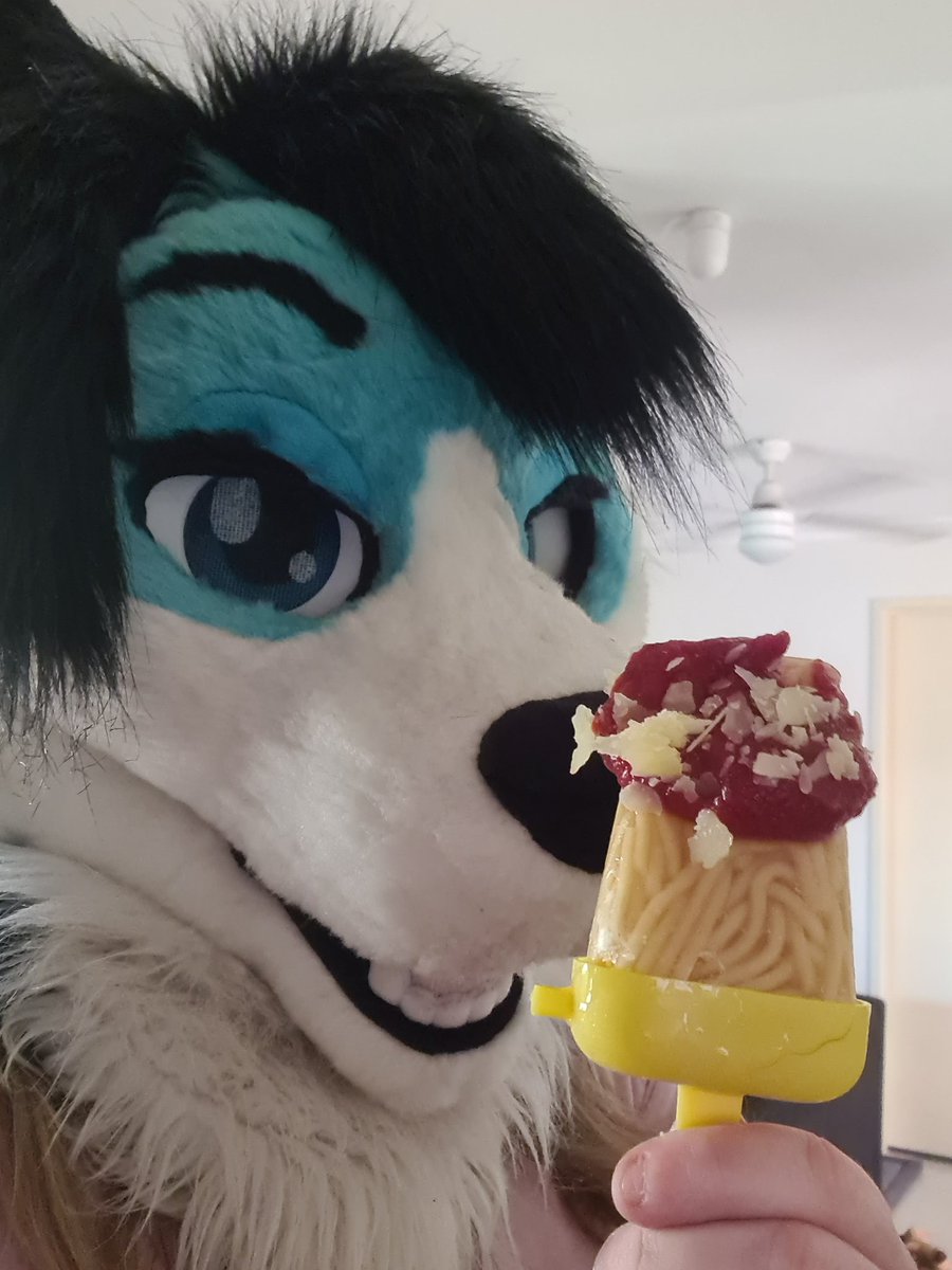 BluTooth_Husky's tweet photo. Spagsicles https://t.co/PQutM1Vlt3