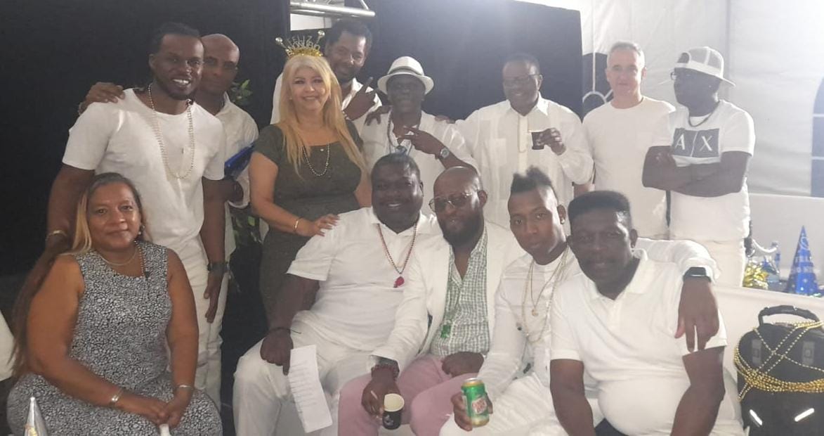 Feliz Año 2023 junto a mi grupo favorito Tabou Combo.