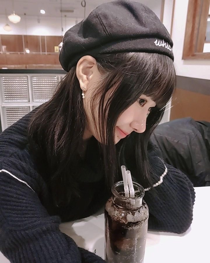 HotIssueBR's tweet photo. #BINGRAM | Atualização da YEBIN no InstaStory!

“2023🐰🤍”

📌: https://t.co/kkcpivTjus

#YEBIN #예빈

(1/2) https://t.co/ewh96BGG04