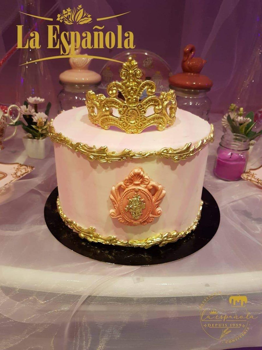 Ikr_design_'s tweet photo. #laespanola #pâtisserie #tanger https://t.co/Ed0gXPVRBy