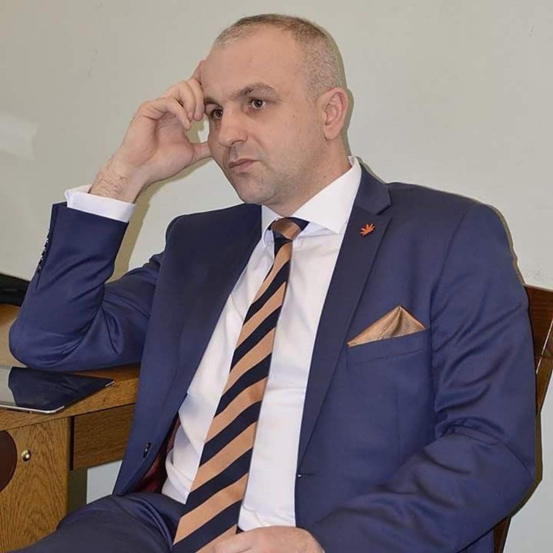 doc_smith's tweet image. #NewProfilePic