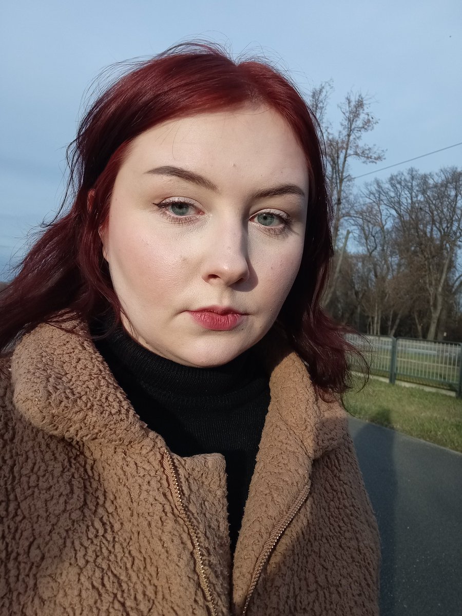 vaeinthewoods's tweet photo. Spacerek 🌿 chce już taką pogodę na stałe 🥺 https://t.co/IVWeic3Dk2