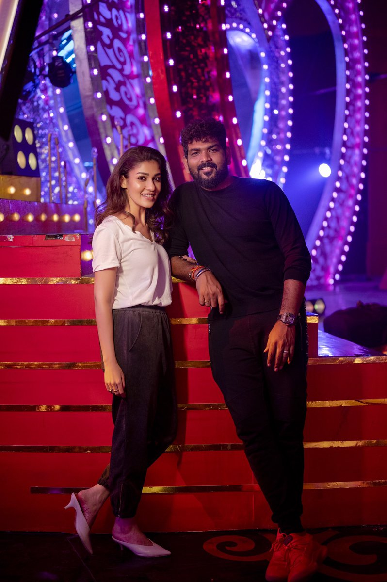 NayantharaU's tweet photo. 2022 blissful moments 😇 #WikkiNayan https://t.co/iuFWvg5XAd