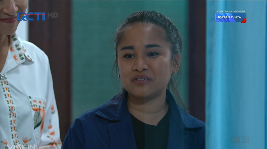 ceritalily_'s tweet image. syukur. alhamdulillah. puji  Tuhan semuanya berjalan lancar. jangan sedih mirna.
ga bu boss. sy kangen. sy pgn ngobrol aja.

hi ndin. di rmh sepi tanpa lo. anak2 lo skrg udh pd pinter. reyna udh bs ngungkapin perasaannya.

... spt andin ga sadar berbln2 ...
#IkatanCintaEp1006