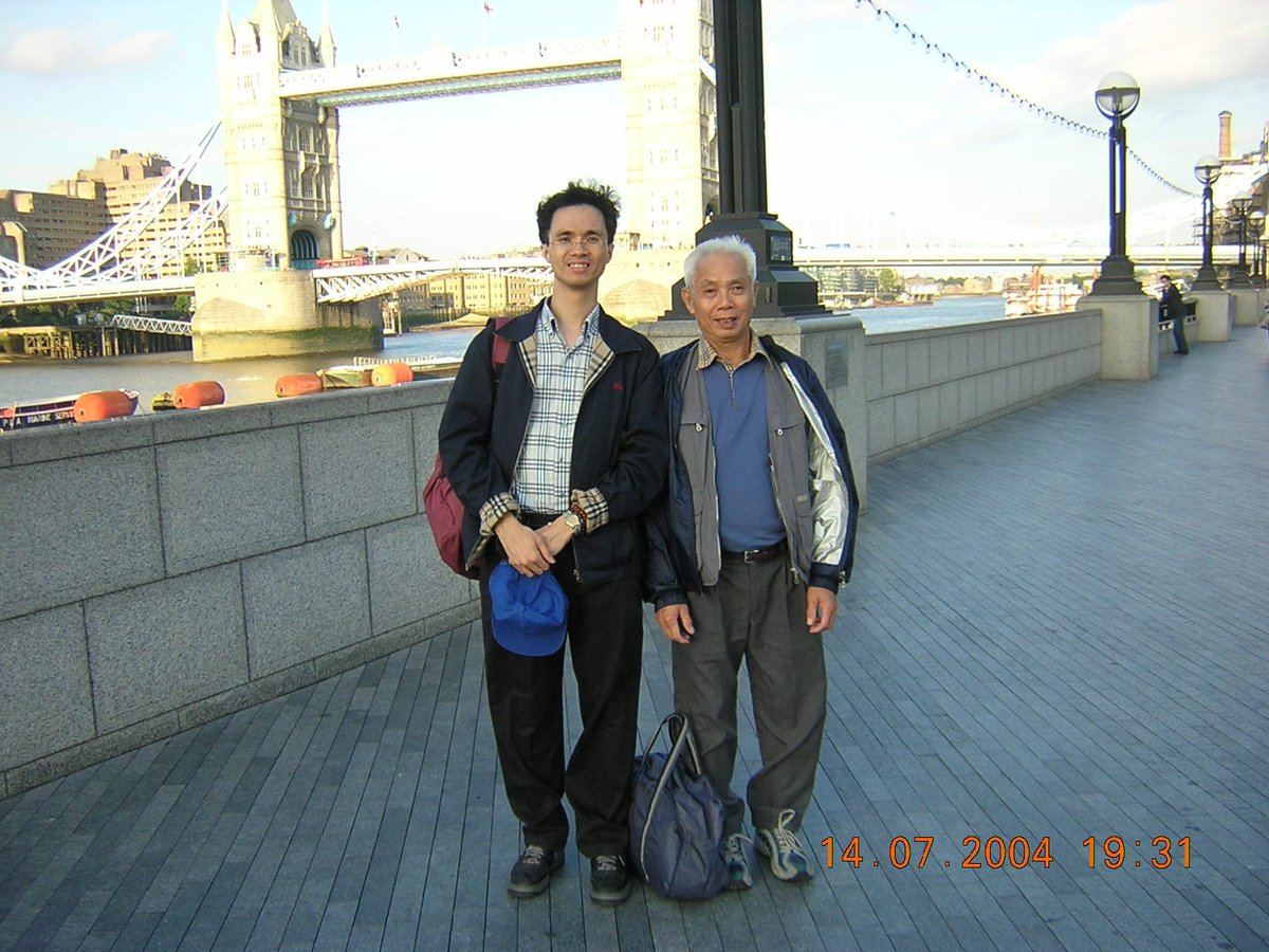 tatmingpoon's tweet photo. My Dad was peacefully passed away at the age of 89 in Hong Kong on 21 December 2022. He was baptized as a Christian on 20 December 2022 by Pastor &amp; witnessed by me and my sister. Thanks my Dad so much for taking good care of us during the past years and we will miss you forever. https://t.co/LB8tdMSwbO
