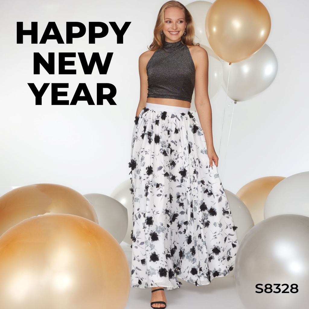 SimpMcCalls's tweet photo. Happy New Year from the Simplicity team here in the UK! Thank you for making us a part of your sewing adventures last year and for years to come β€οΈ
#Simplicity8328 #S8328 #SimplicityPatterns #SimplicitySewingPatterns https://t.co/ZYKkFqf2f1