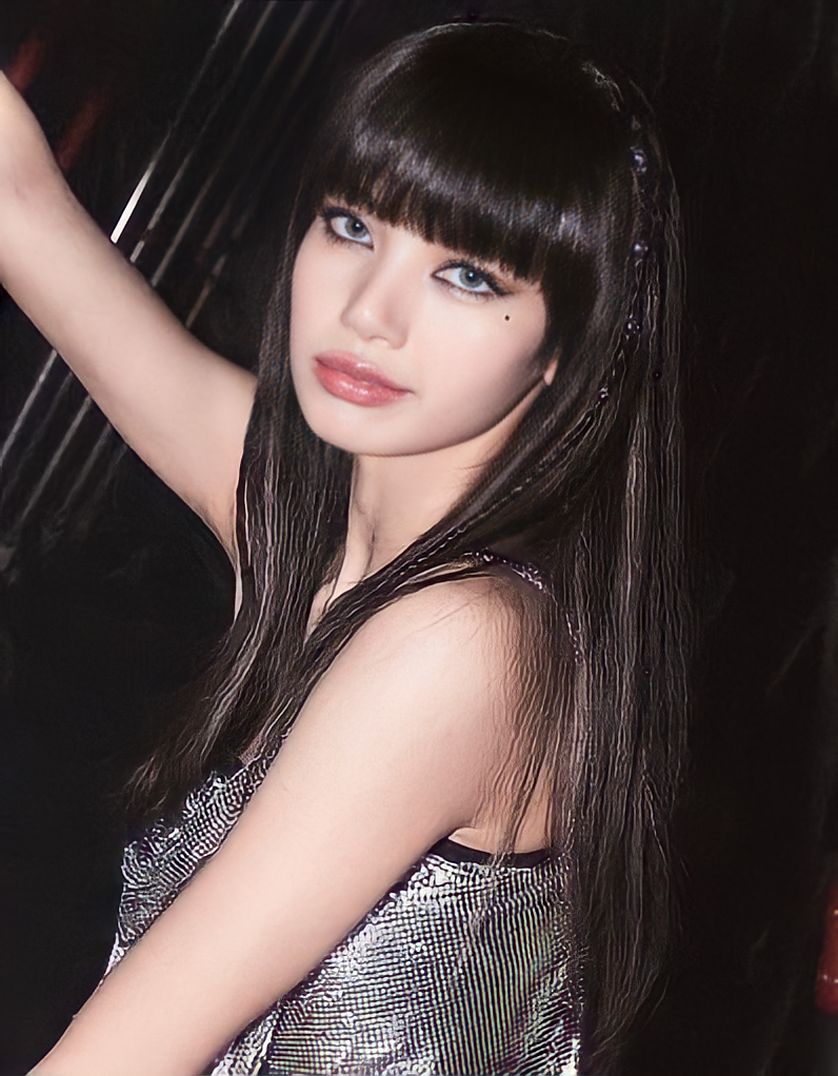 LALISA PICS 4K tweet media