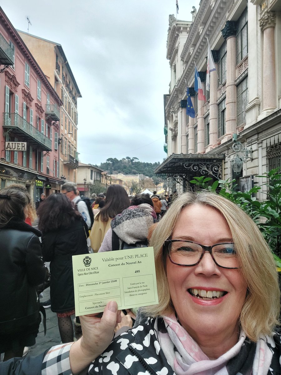 PirkkoYlisela's tweet image. Ihanaa alkanutta vuotta 2023.
Oopperan ystävänä jonotettiin liput Nizzan oopperan uuden vuoden konserttiin.
#Ooppera @Operadenice #nizza #ystävät #uusivuosi2023