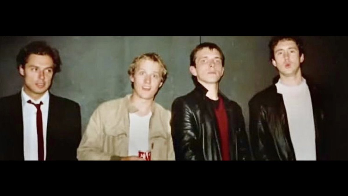 So young… 🤩❤️

#RememberingRik #RikMayall #AdrianEdmondson #NigelPlaner #PeterRichardson #TheComicStrip