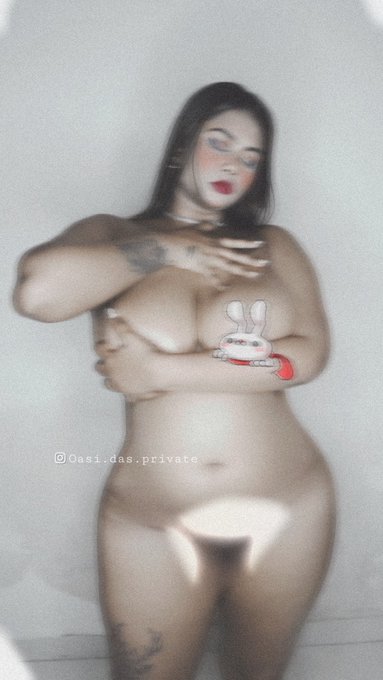 Happy New Year 🥳 click on the link to enjoy all the pics and videos of this set on feed &mdash;&mdash;> https://t<a href="/tag/fashion"class="tags"><span>#fashion</span></a><a href="/tag/retweeet"class="tags"><span>#retweeet</span></a><a href="/tag/liveline"class="tags"><span>#liveline</span></a><a href="/tag/blackpink"class="tags"><span>#blackpink</span></a><a href="/tag/bong"class="tags"><span>#bong</span></a>