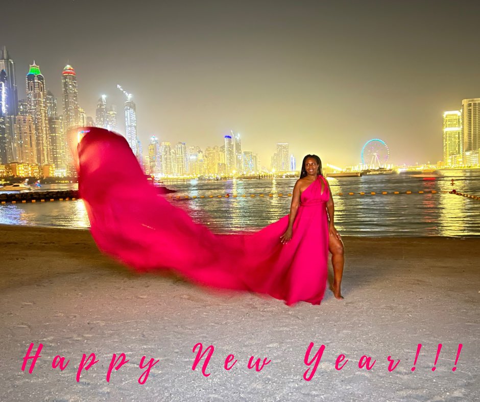 aperfectsuccess's tweet photo. Happy New Year!! Effortless Ease in 2023!!! 🎉🎊🥂🍾 https://t.co/nYF1f2GJlz