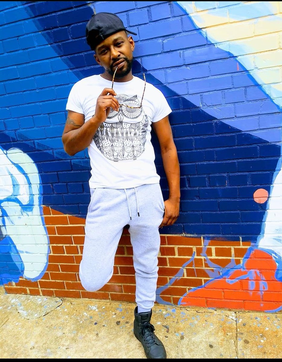 kb1122000's tweet image. #HELLO_2023