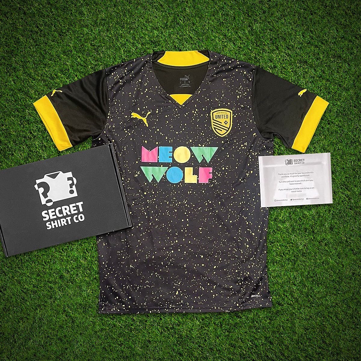 secretshirtco's tweet image. Secret Shirt Co New Years Giveaway. 11/24. 

To enter 👇

🔄 Retweet this tweet
🤝 Follow us

Winner will be announced at 10.55AM, Good luck! 💥