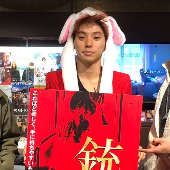 NIJIROFILES's tweet photo. 2023 year of the rabbit 🐰 https://t.co/oIjrJyu8nd